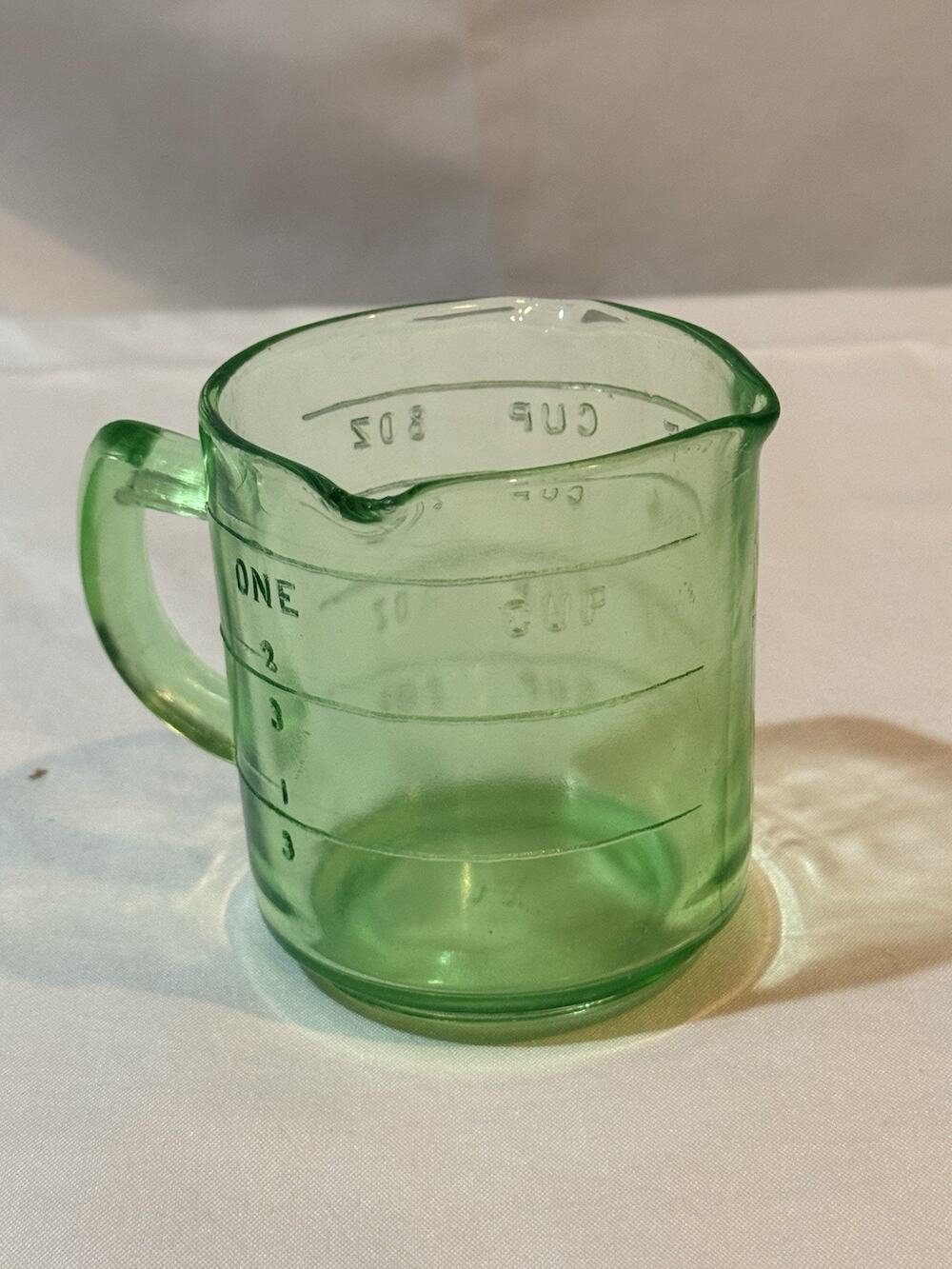 Vintage Anchor Hocking Green Depression Glass Cup Measuring Cup Possible Uranium
